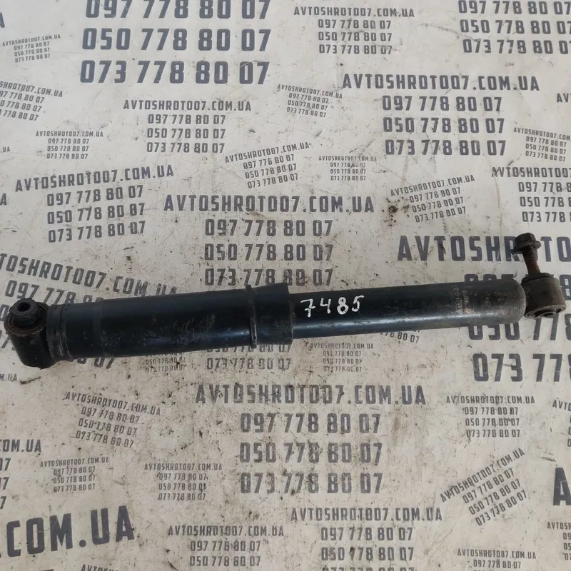Амортизатор Renault Scenic 1 (96-03) задній OEM 563982