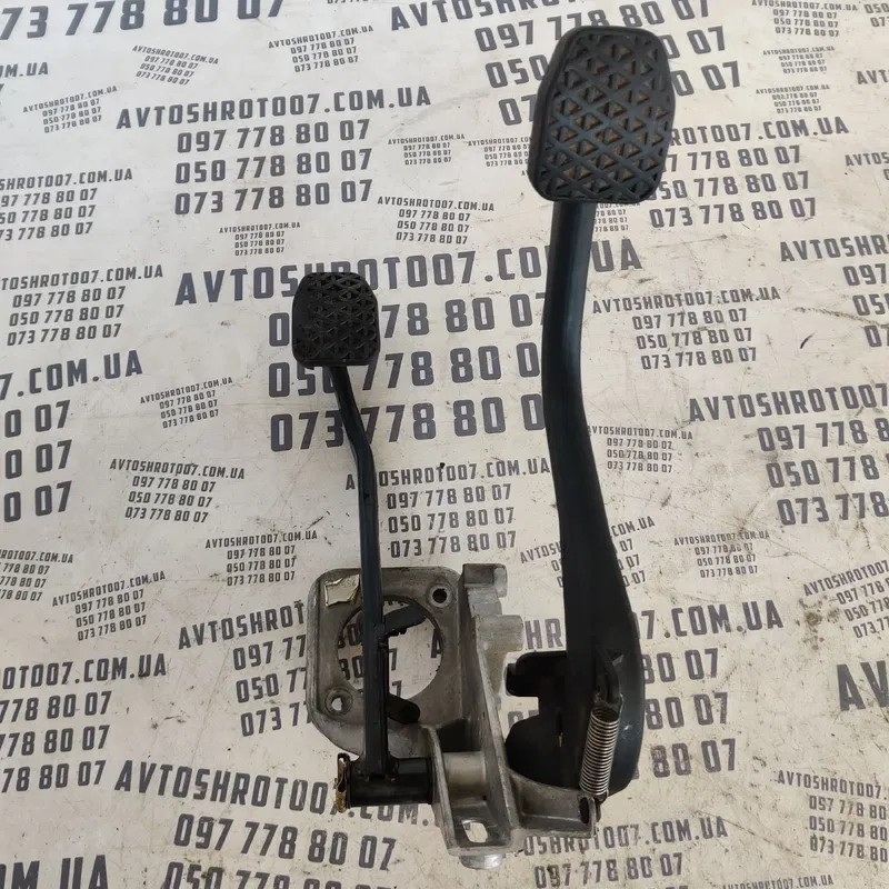 Педаль гальма BMW 3 E46 (98-05) 320 OEM 35111163863