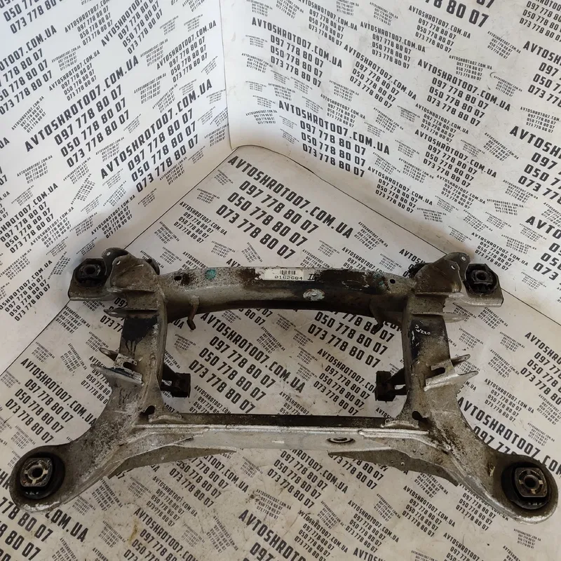 Підрамник задній Lexus RX 350 (08-15) OEM 0162684