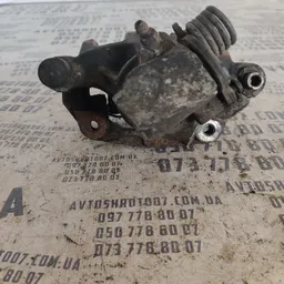 Тормозний супорт Mazda 3 BK (03-09) зад. лівий OEM 15F0M000 фото 3