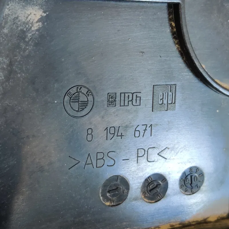 Накладка салону BMW 320 E46 (98-06) OEM 8194671