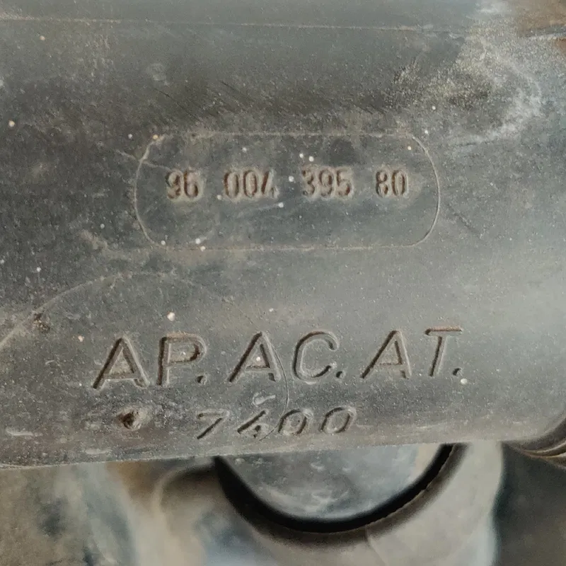 Корпус повітряного фільтра Citroen Xsara (97-06) 9616200180