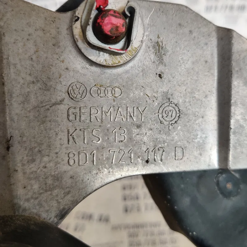 Блок педалей Audi A4 B5 (94-01) OEM 8d1721117d