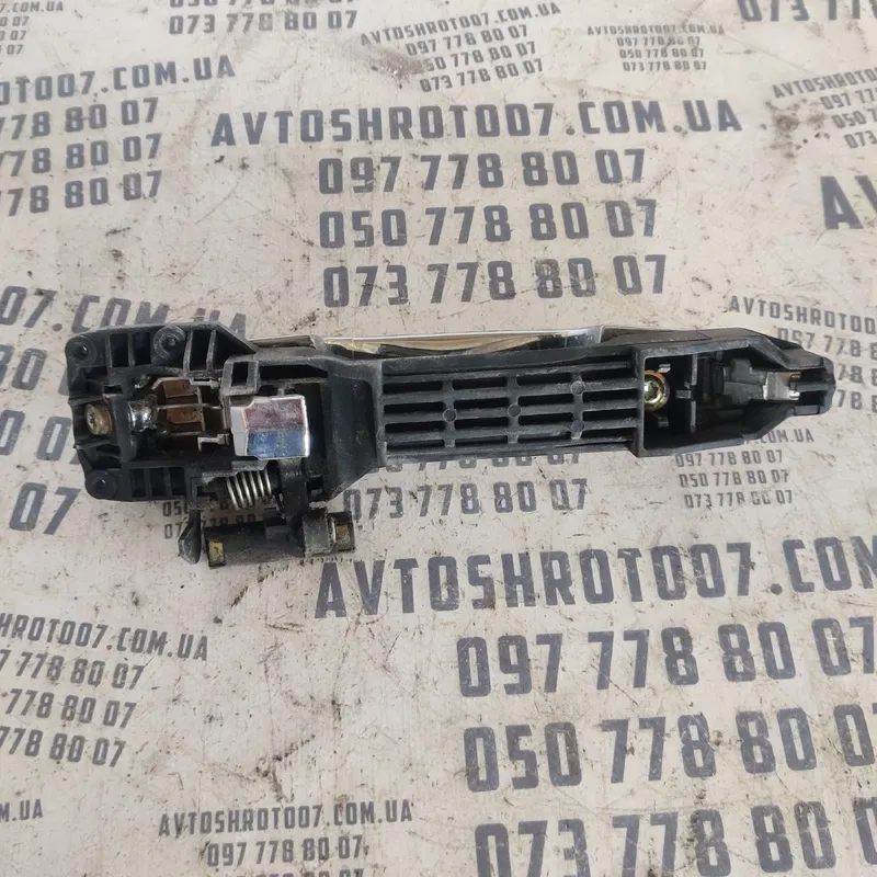 Ручка зовнішня Geely MK (06-14) 1.5 бенз пд.пр. OEM 220004