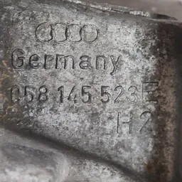 Кронштейн генератора Audi A4 B5 (94-01) OEM 058145523e фото 5