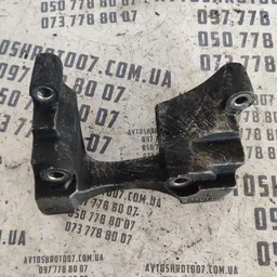 Кронштейн подушки двигуна Ford Focus MK1 98-04 xs406030bc