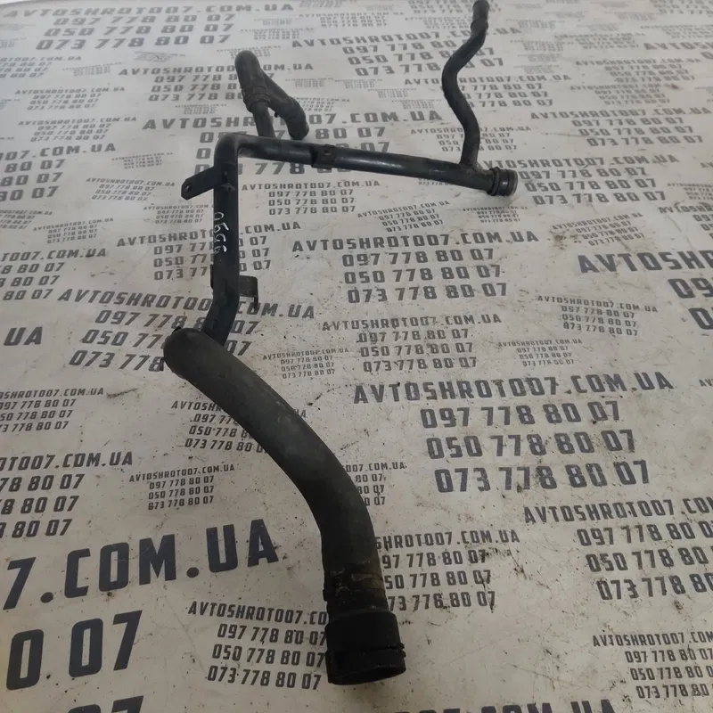 Трубка охолодження Volkswagen Jetta (10-18) 03G121065H