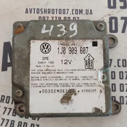 Блок управління подушками VW Passat B5 (96-05) OEM 1J0909607 фото 1