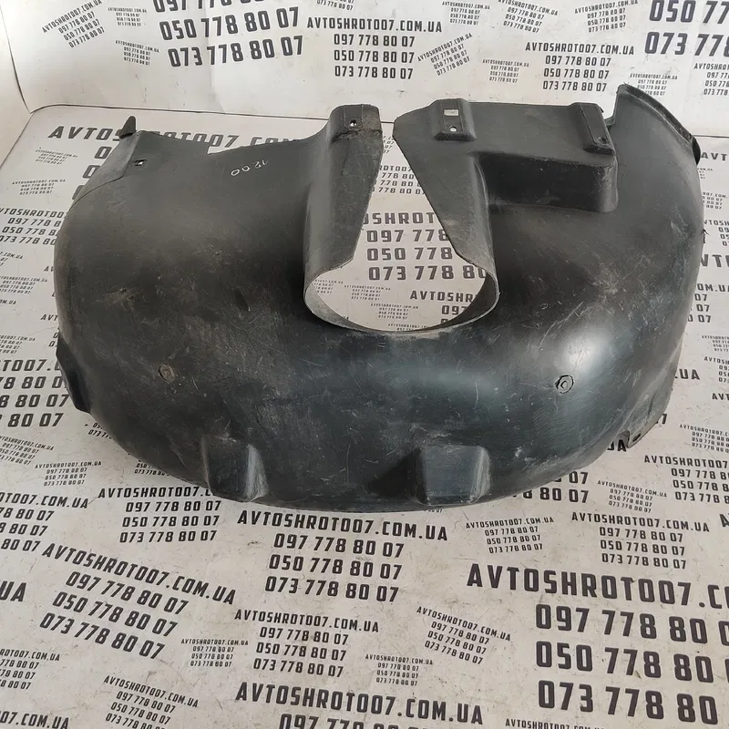 Підкрилок Volkswagen Passat B5 задній лівий OEM 3B0810971E