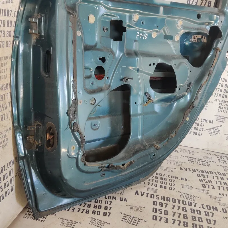 Двері Renault Scenic 1 (96-03) задні праві