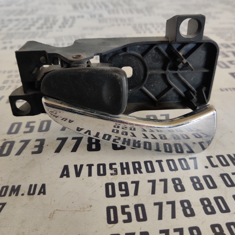 Ручка вн. Jaguar S-Type (99-08) передня ліва OEM XR8322601AD
