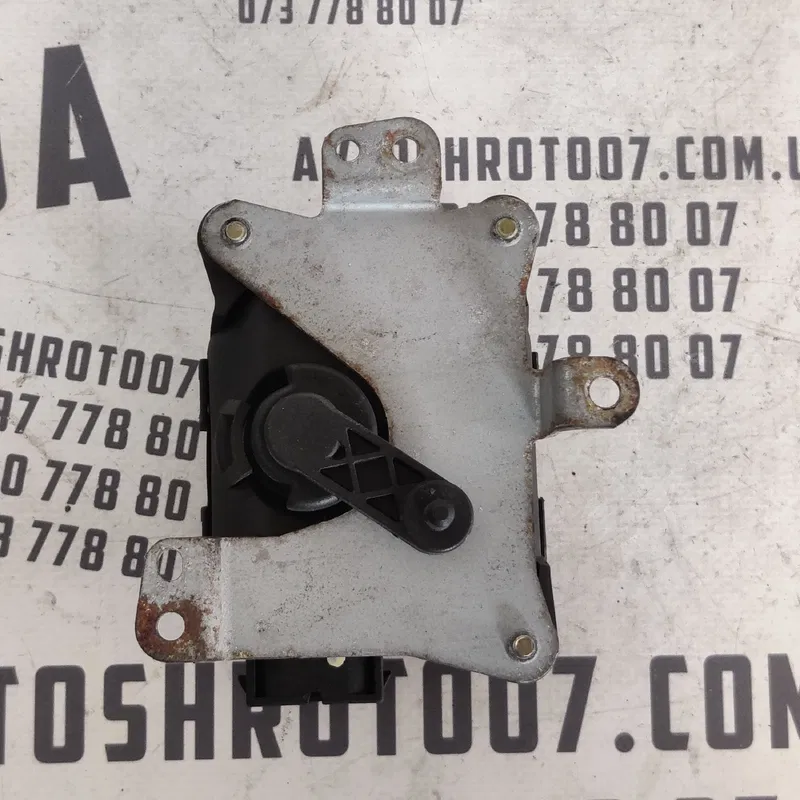 Двигун заслінки пічки Audi A6 C5 (97-05) OEM 4B1820511B