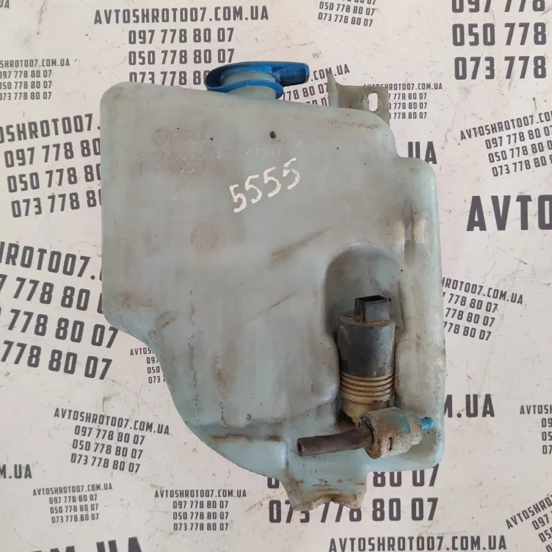 Бачок омивача VW Golf 3 (91-98) передній OEM 1H0955453