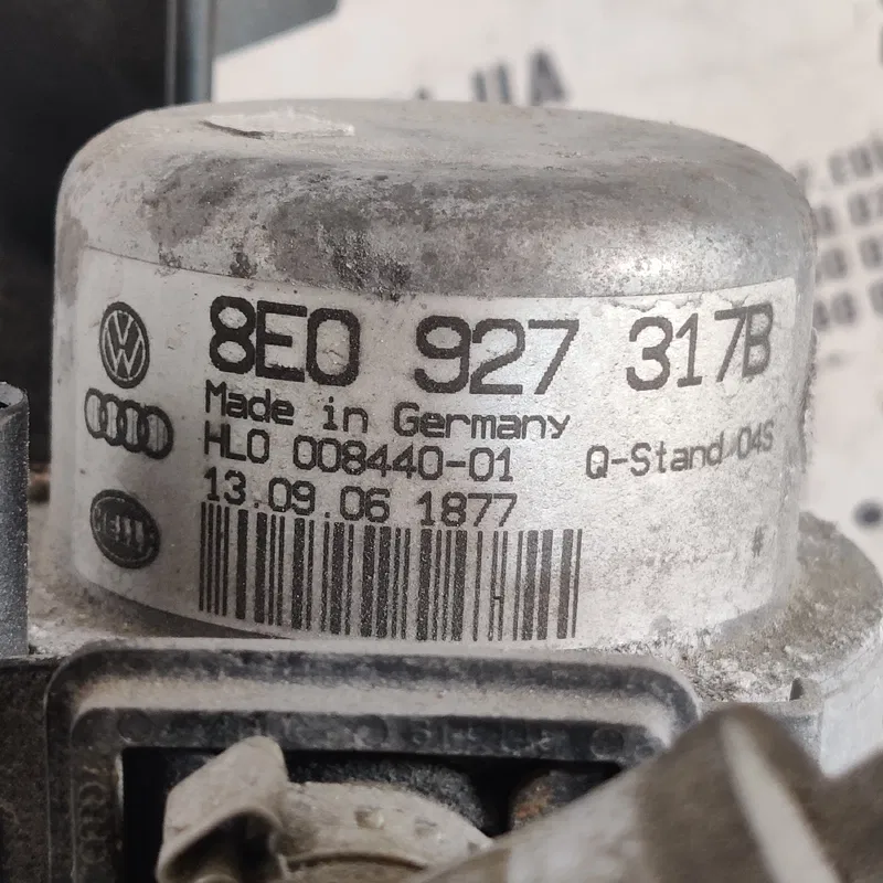 Насос вакуумний Audi Q7 4L (05-15) 3.6 Бензин OEM 8e0927317b