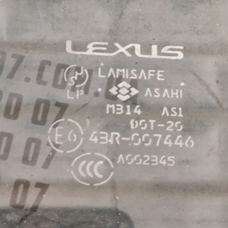 Скло дверей задня права Lexus LS 430 (00-06) 43r007446