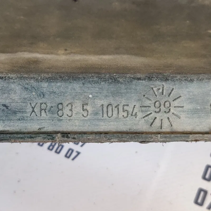 Накладка порога зовнішня Jaguar S-Type ліва OEM xr83510154