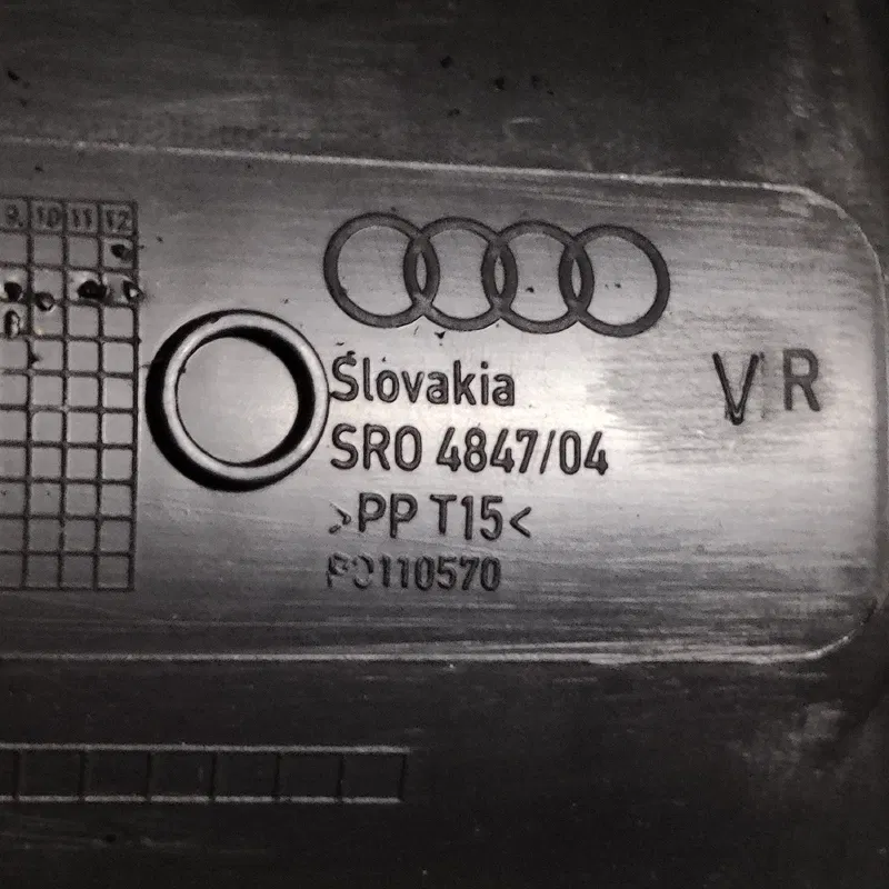 Карта дверна Audi Q7 4L 05-15 3.6B перед. права OEM FQ110570