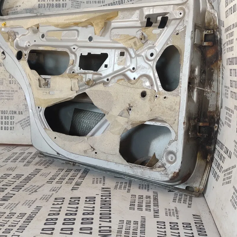 Двері Peugeot 405 задня ліва