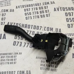 Перемикач підрульовий Audi Q7 4L 05-15 3.6 Бензин 4e0953513e
