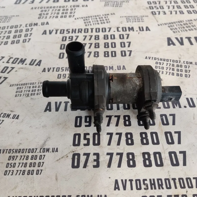 Помпа Audi Q7 4L (06-15) 3.6 Бензин OEM 392020073