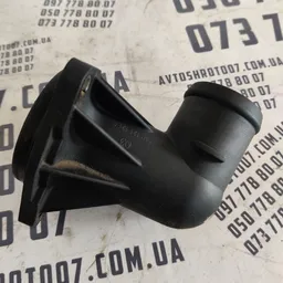 Фланець термостата Audi Q7 4L 06-15 3.6 Бенз OEM 03H121121C фото 2
