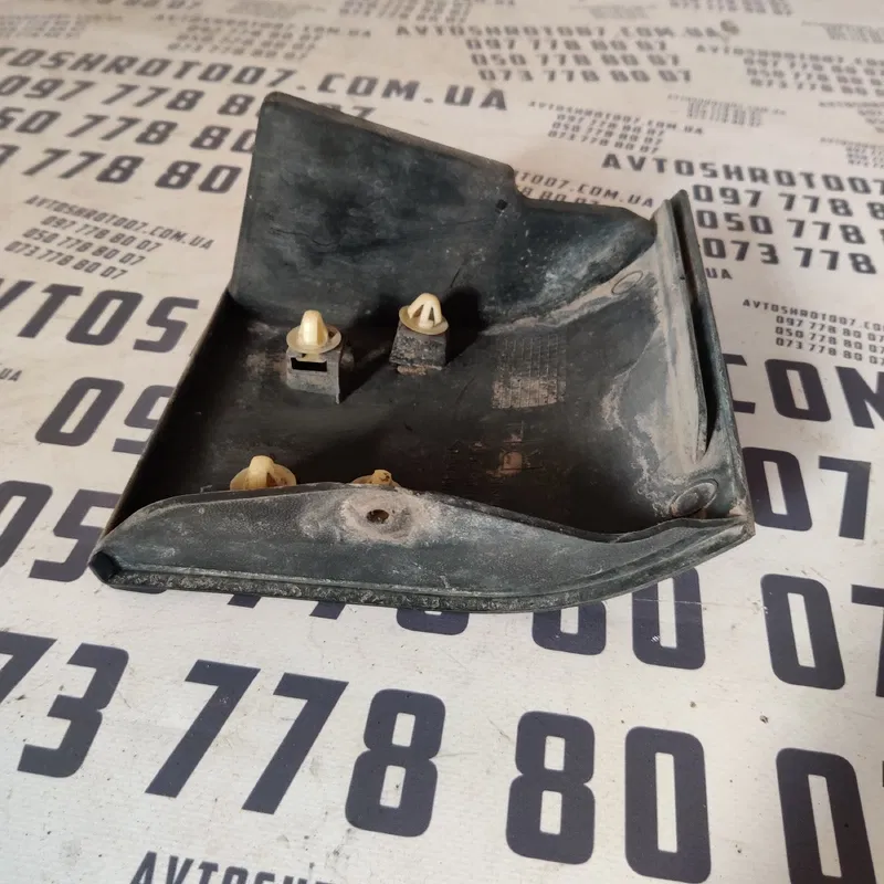 Накладка порога Audi Q7 4L (05-15) 3.6б. права OEM 4L0854960