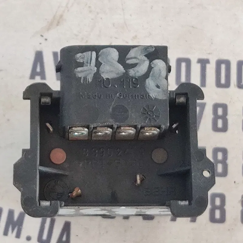 Реостат пічки BMW 3 E36 (90-00) 1.6i OEM 83902419