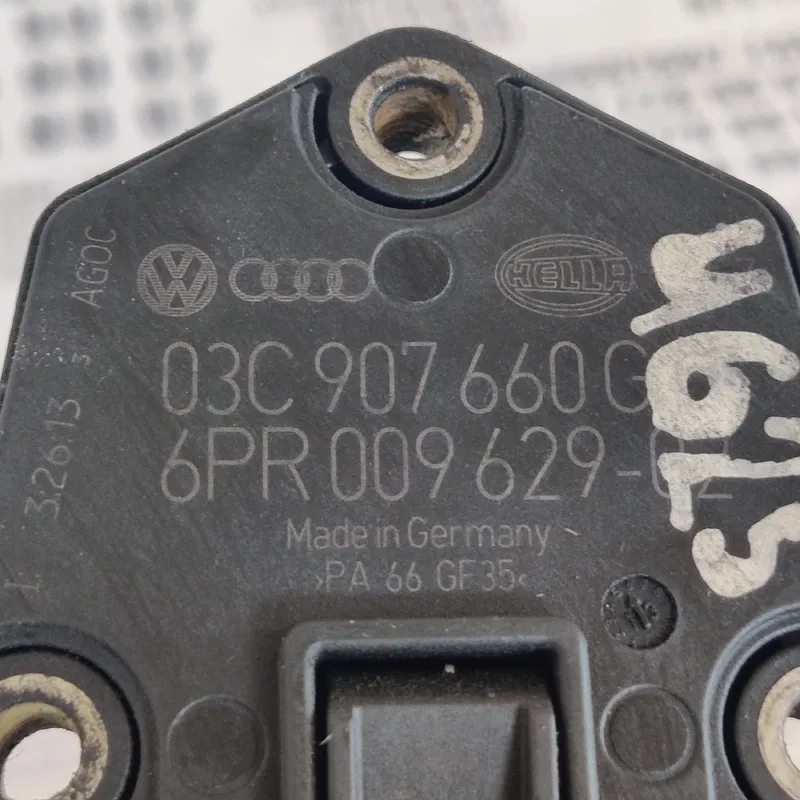 Датчик рівня масла Skoda Fabia 2 (07-14) 1.6 OEM 03C907660C