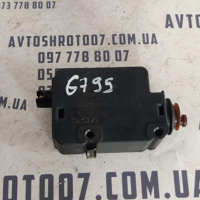 Замок лючка бака BMW 320 E46 (98-05) OEM 40620435