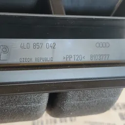 Повітропровід Audi Q7 4L (05-15) 3.6 Бенз зад OEM 4L0857042 фото 4