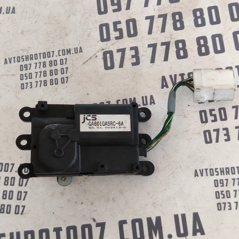 Двигун заслінки пічки Mazda Xedos 6 (92-99) OEM GA601GA5RC6A