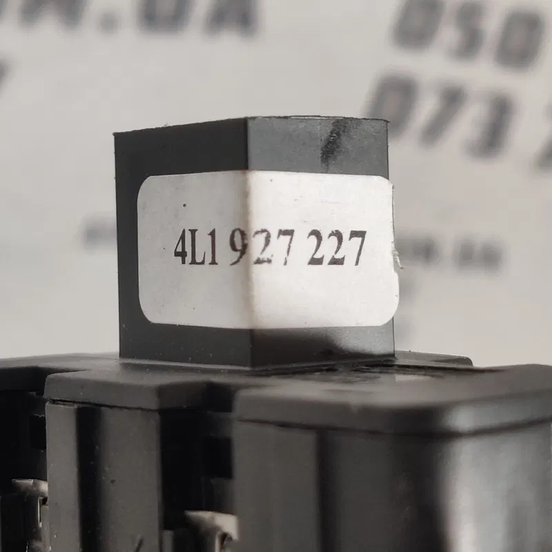 Блок кнопок Audi Q7 4L (05-15) 3.6 Бензин OEM 4L1927227