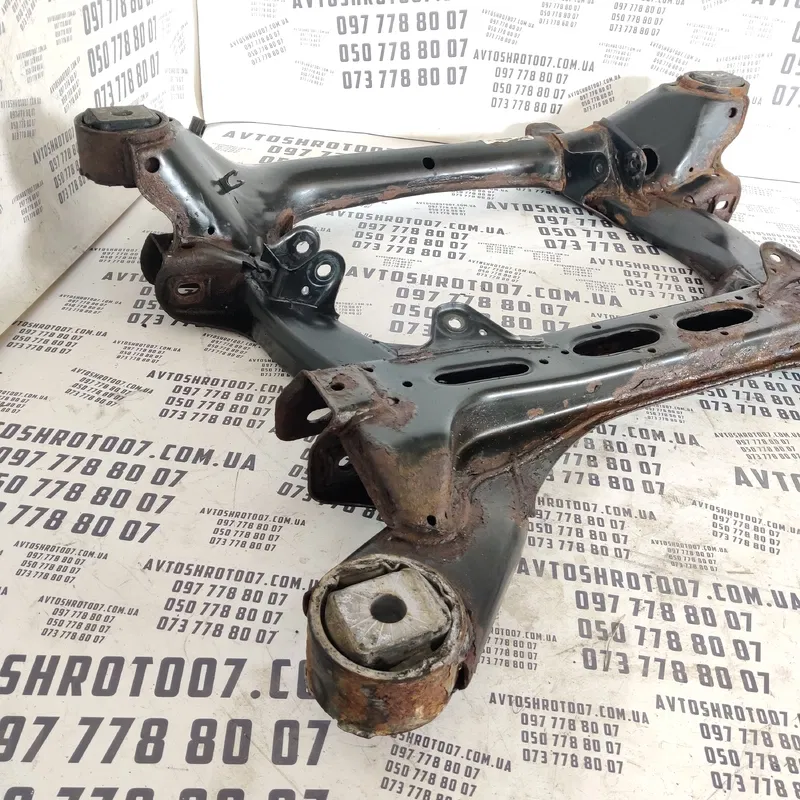 Підрамник Audi Q7 4L (05-15) 3.6 бенз передній OEM 7L0499314