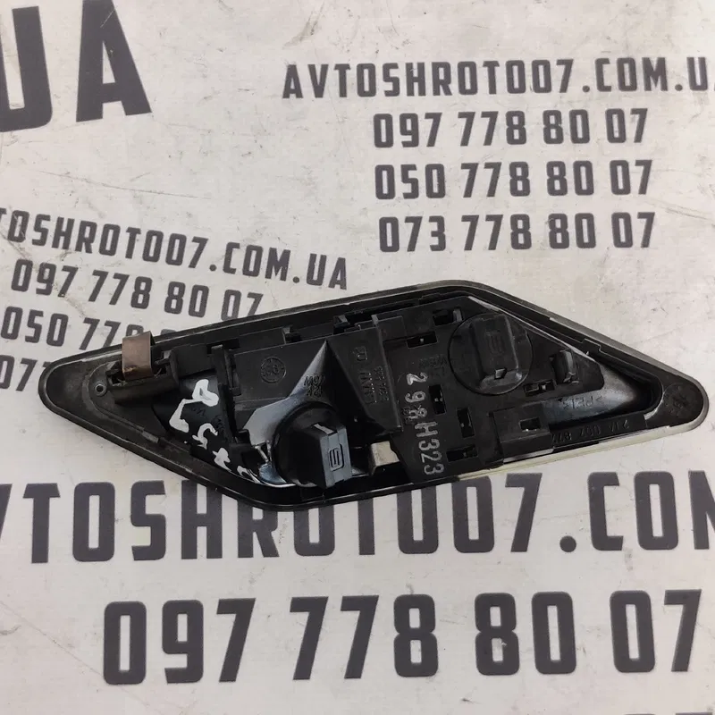 Ліхтар салону BMW 320 E46 (98-05) OEM 2ja00787702