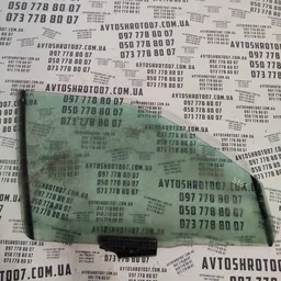 Скло дверей Audi 80 B3 (86-91) переднє праве OEM 4a0837572