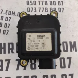 Двигун заслінки пічки Audi A6 C5 (97-05) OEM 4B1820511C