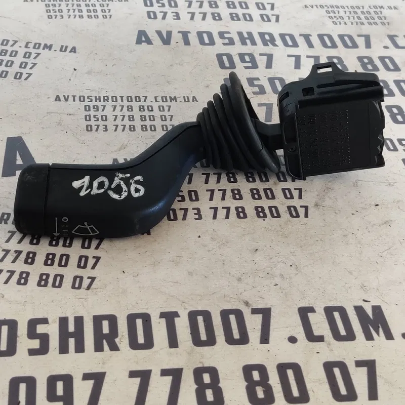 Перемикач підрульовий Opel Vectra B (95-02) правий 090243395