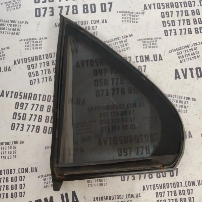 Скло дверей задня права Lexus LS 430 (00-06) 43r007446