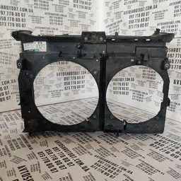 Рамка телевізора Citroen C8 (02-14) HDI OEM 1484092080 фото 1