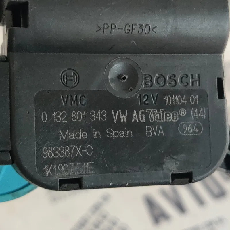 Двигун заслінки пічки Skoda Octavia A5 04-13 OEM 1k1907511e