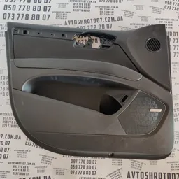 Карта дверна Audi Q7 4L 05-15 3.6 перед ліва OEM 8D0819191A