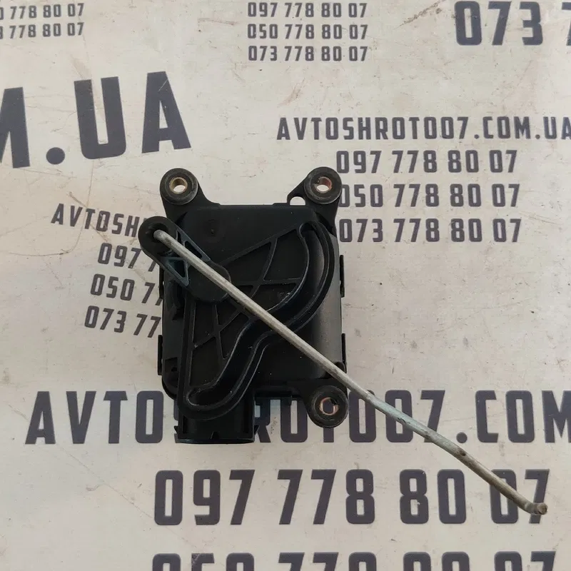 Двигун заслінки пічки Audi A6 C5 (97-05) OEM 4B1820511C
