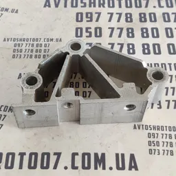 Кронштейн торпедо лівий Volkswagen Passat B8 USA 1K1857021D