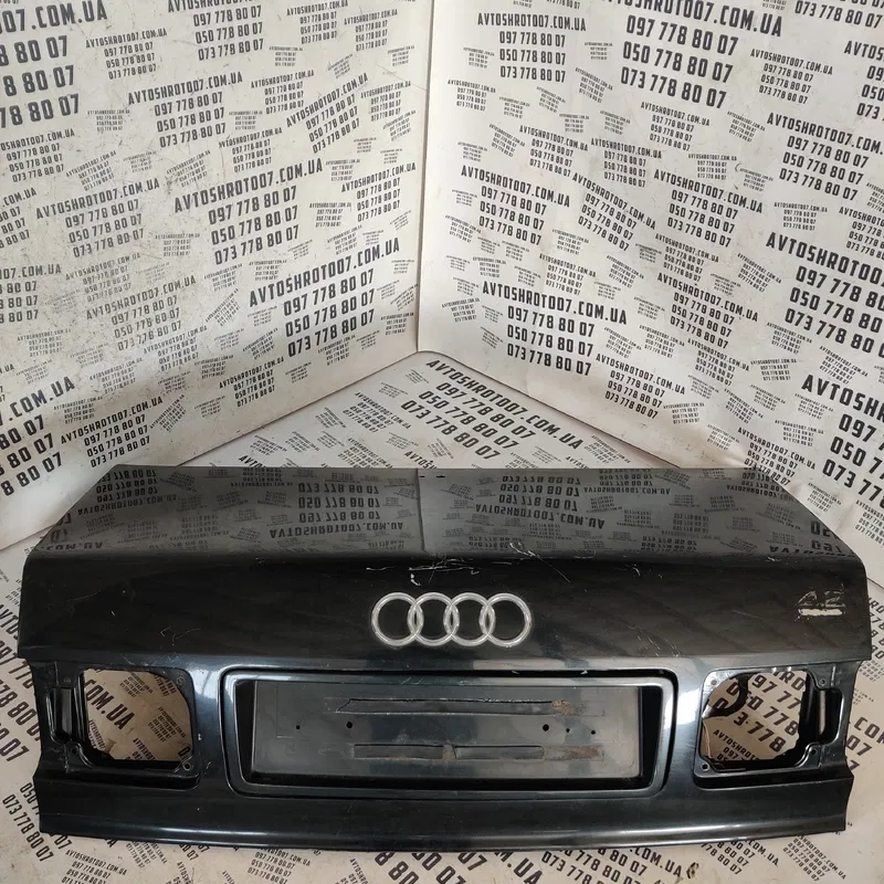 Кришка багажника Audi A8 D2 (94-02)