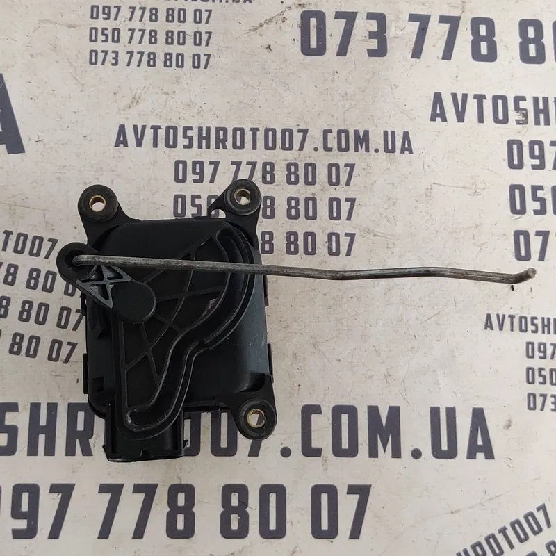 Двигун заслінки пічки Audi A6 C5 (97-05) OEM 4B1520511C
