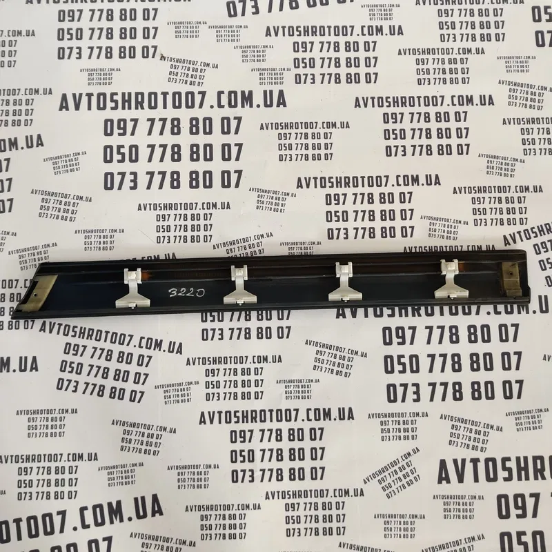 Дверна накладка Audi A6 C4 94-97 задня права OEM 4A0853962A
