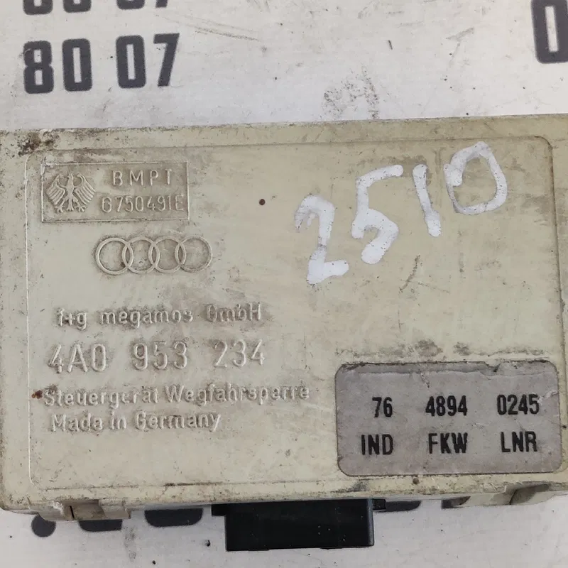 Блок іммобілайзера Audi A4 B5 (94-01) OEM 4A0953234