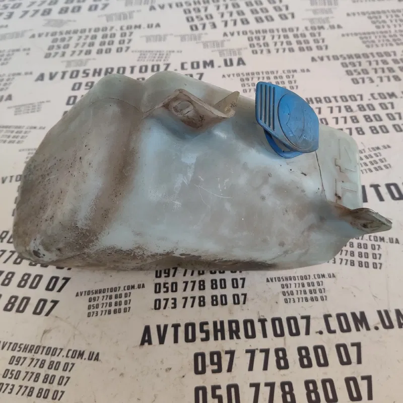 Бачок омивача VW Golf 3 (91-98) передній OEM 1H0955453