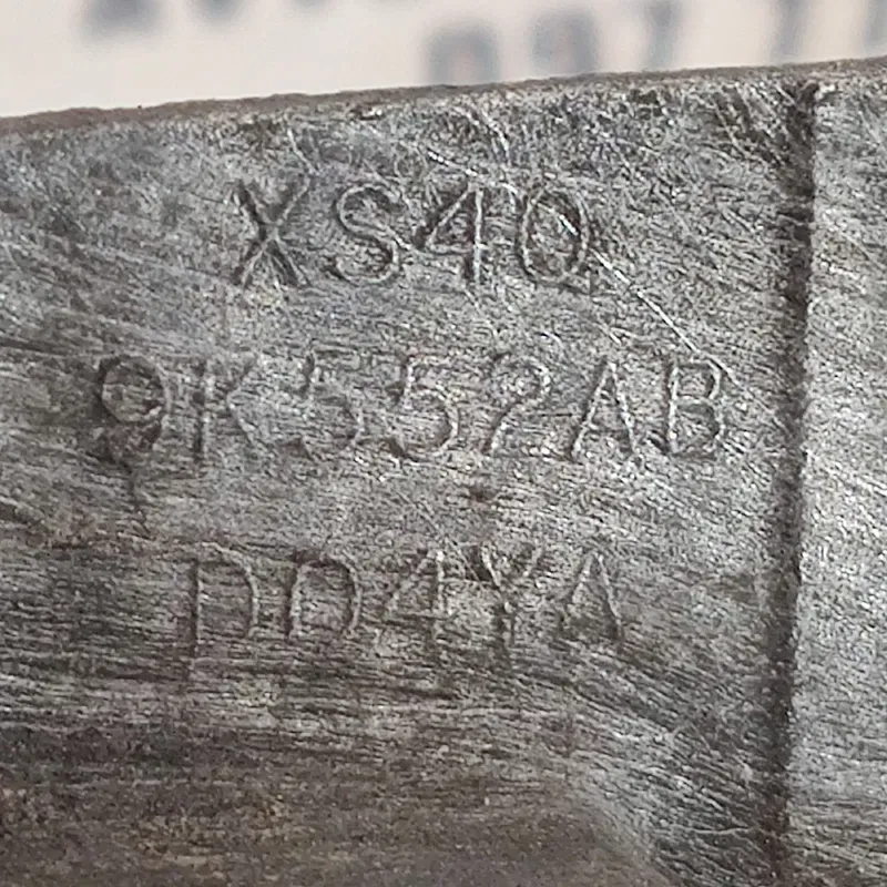 Кронштейн двигуна Ford Focus 98-04 зад OEM xs409k552abd04ya