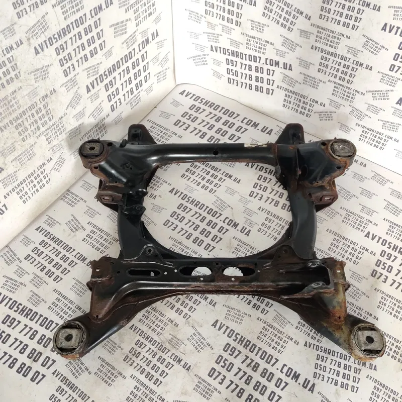 Підрамник Audi Q7 4L (05-15) 3.6 бенз передній OEM 7L0499314